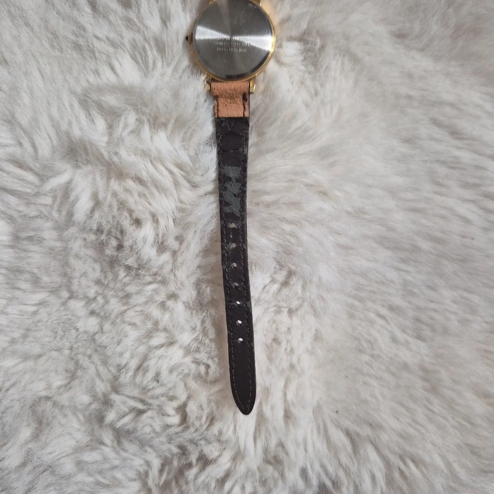 Disney Watch Mickey Mouse Gold Tone The Walt Disney Company Wristwatch Analog ✨️